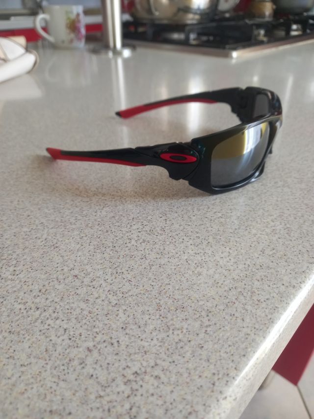 Oakley occhiali da sole