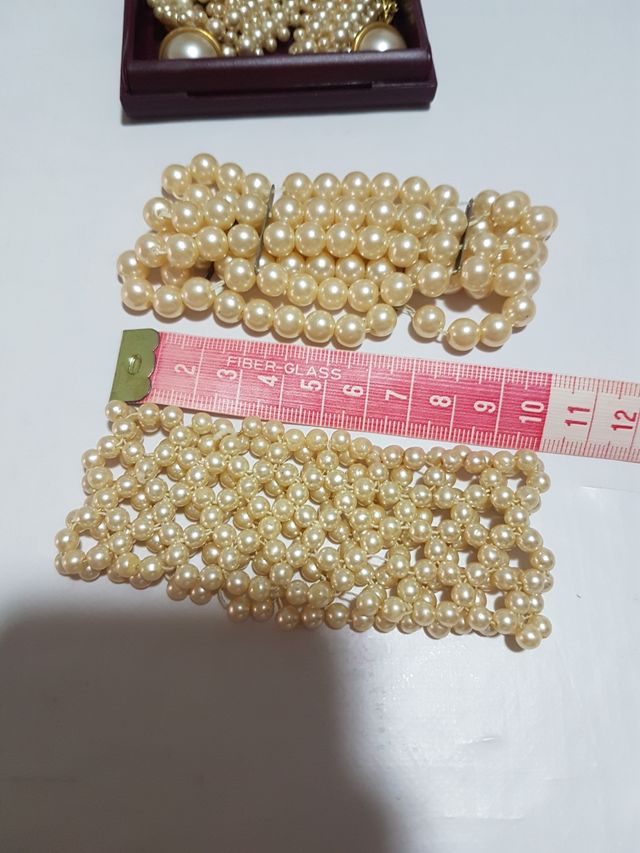 Collar, pulseras, pendientes y colgante Perlas