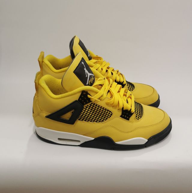 Jordan 4 retro Lightning 2021
