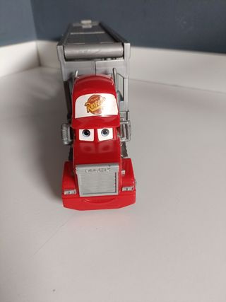 camión transportador Cars