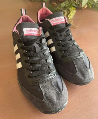 Zapatillas Adidas mujer 40 aunque es como un 39