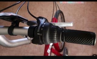 Dos bicicletas  plegables