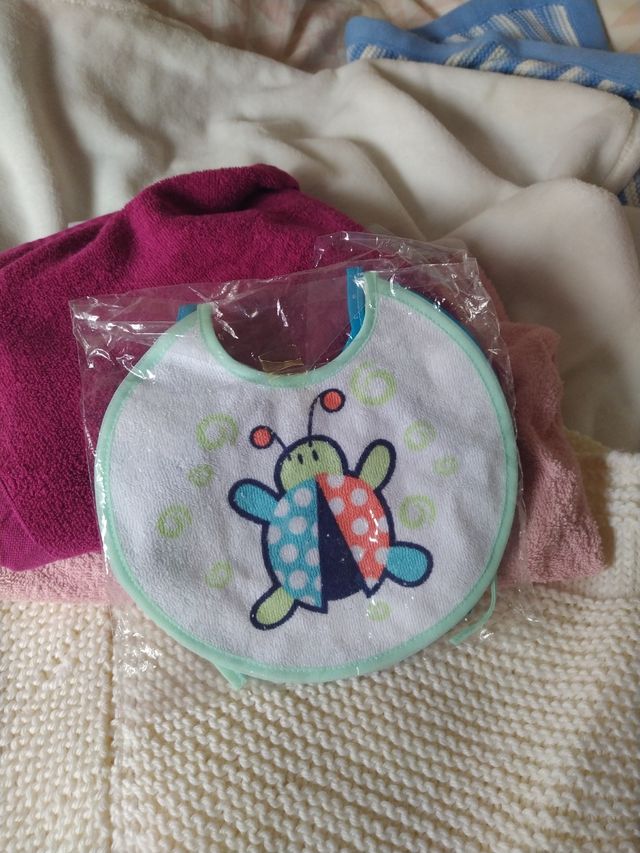 Mantas y toallas bebé