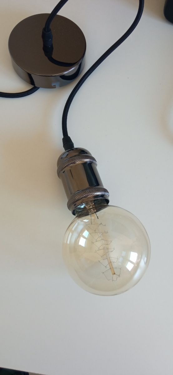 Lámpara de techo con bombilla decorativa