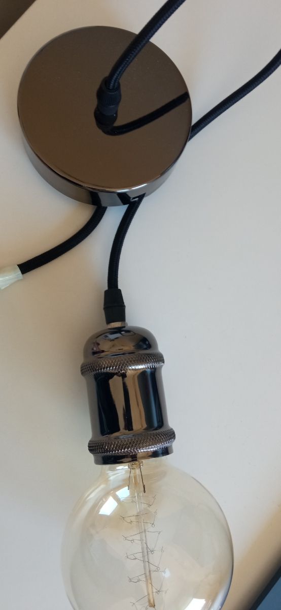 Lámpara de techo con bombilla decorativa