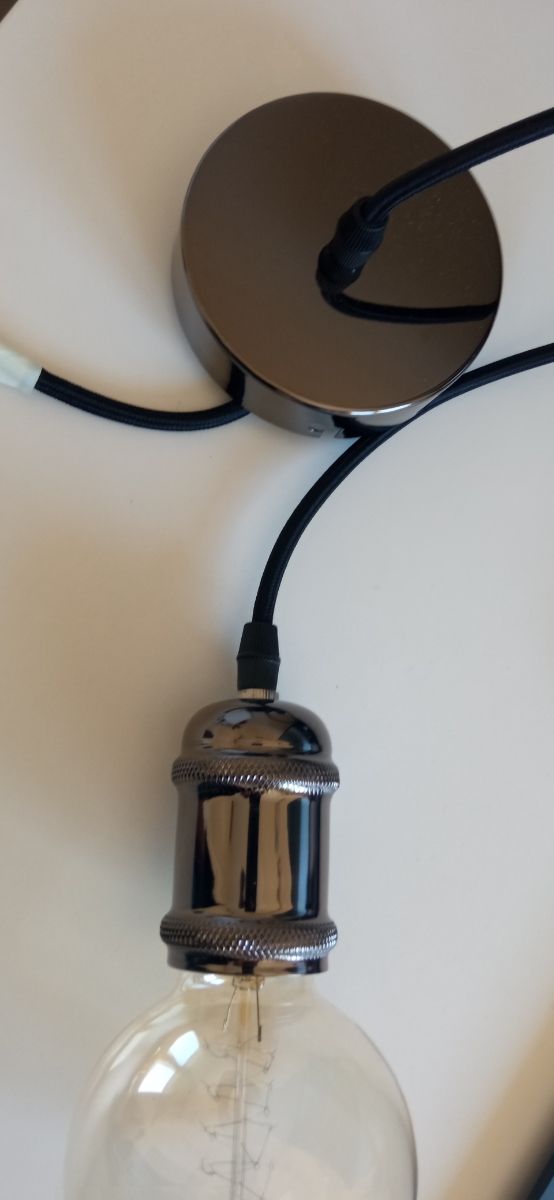 Lámpara de techo con bombilla decorativa