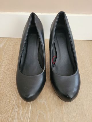 Zapatos de salón negros