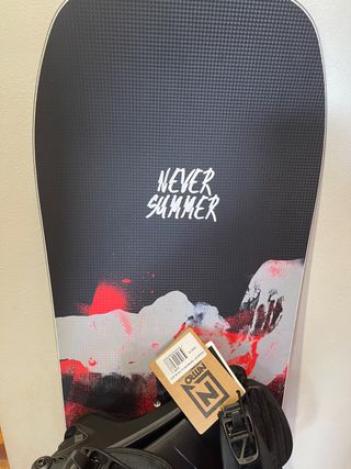 Tabla Never summer del 2022 156 cm