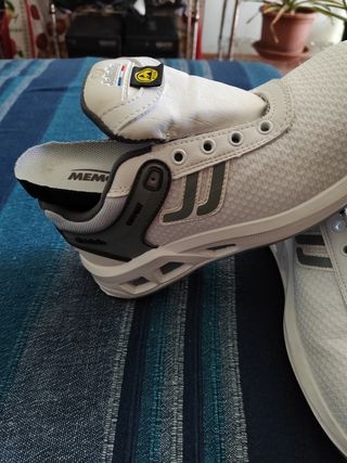 scarpa antinfortunistica