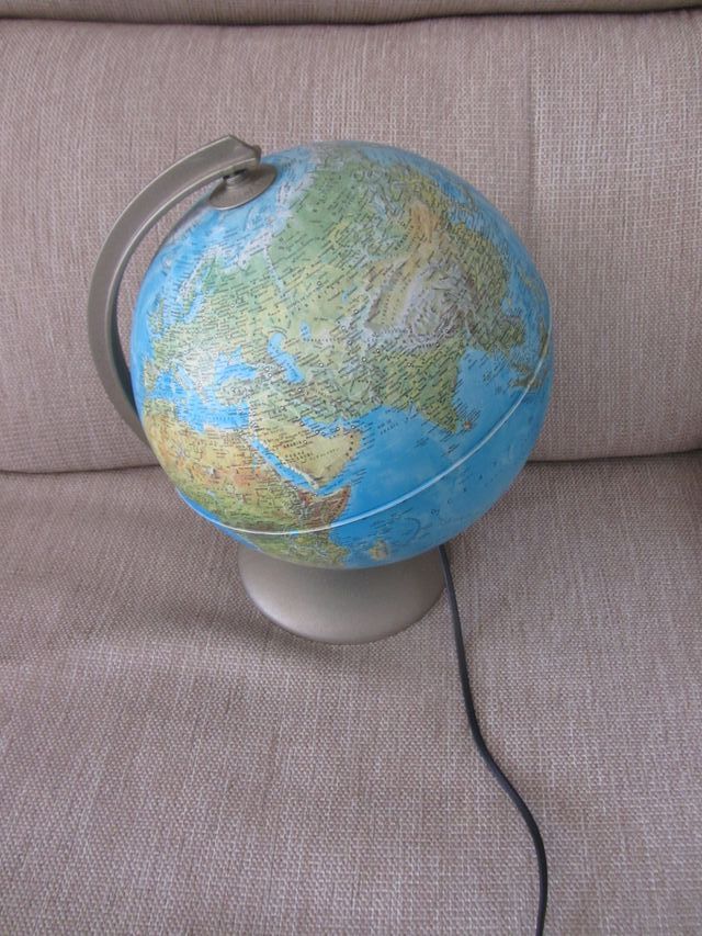 Globo terráqueo lámpara