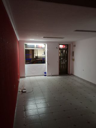 Local Bién situado, buén paso, (Centro),