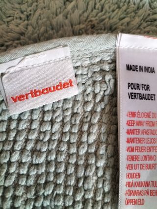 ALFOMBRA DE NUBE INFANTIL. VERBAUDET