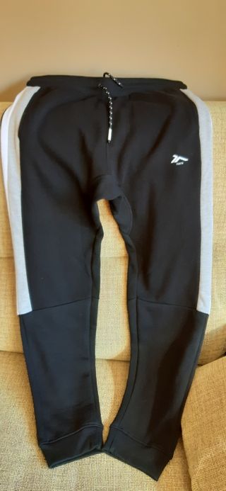 Pantalón chandal sin estrenar