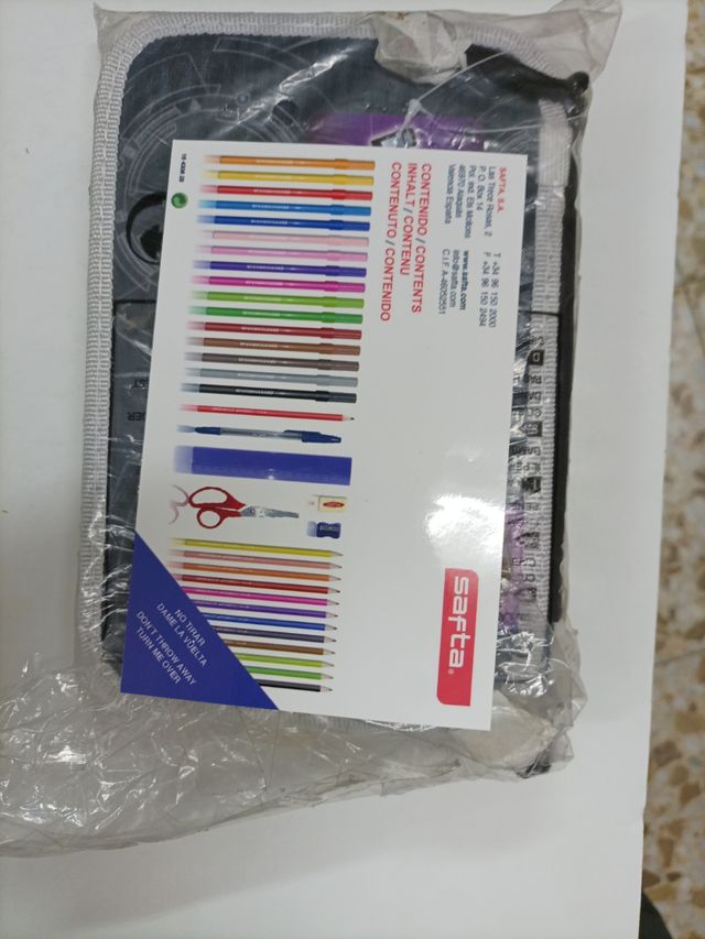 ESTUCHE ESCOLAR DOBLE INVIZIMALS. PINTURAS, ROTUS.