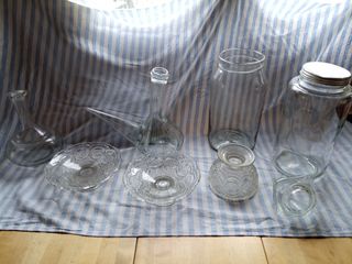 Cristal muy antiguo. Tapón. Porrón. Bote. Frutero.