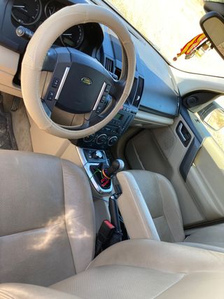 Land Rover Freelander 2010