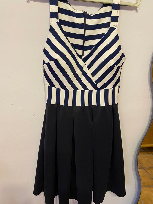 VESTIDO AZUL MARINO CON RAYAS TIPO MARINERO