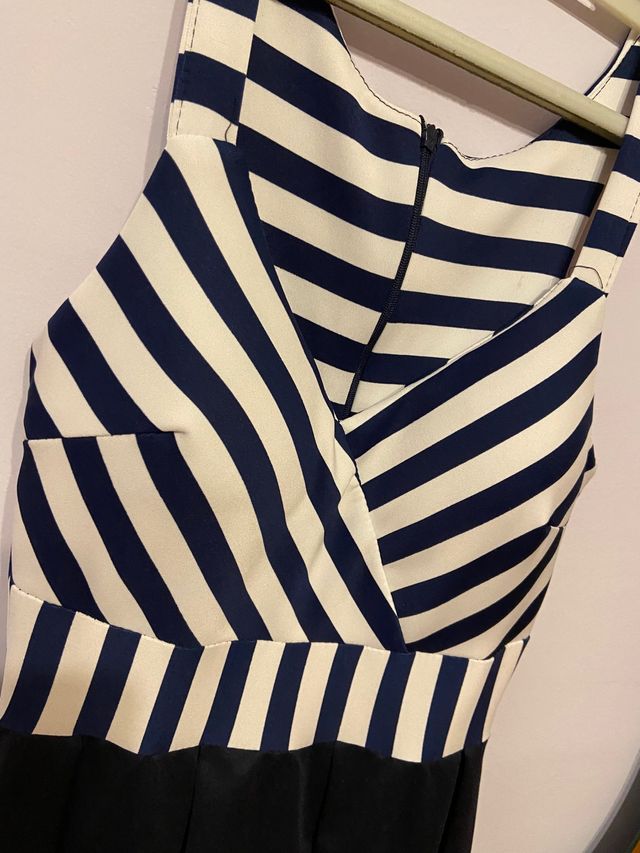 VESTIDO AZUL MARINO CON RAYAS TIPO MARINERO