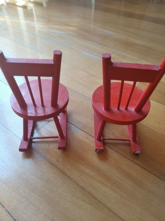 Lote sillas casa muñecas