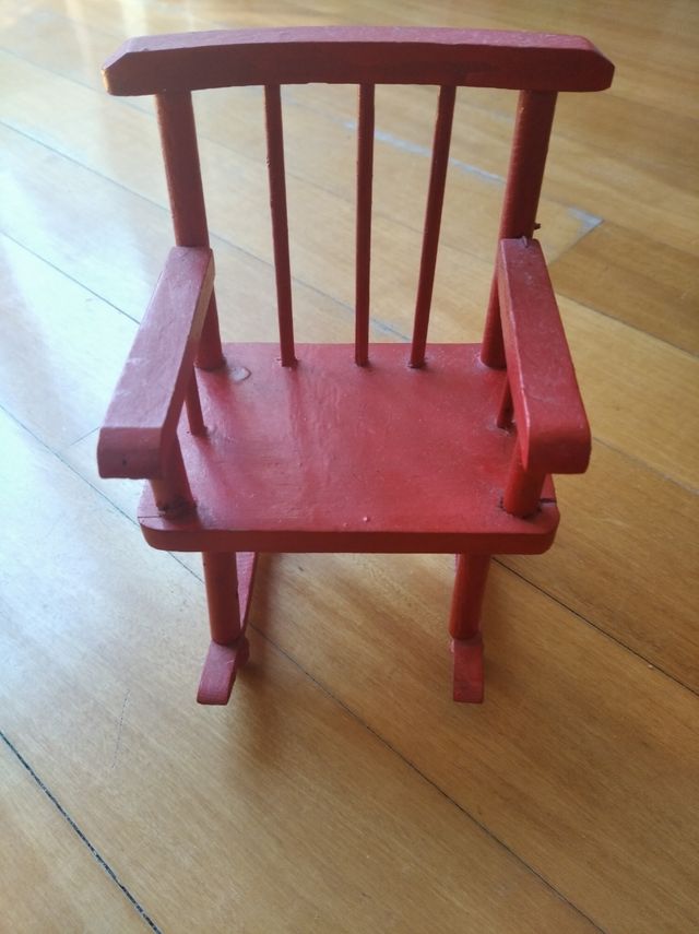 Lote sillas casa muñecas