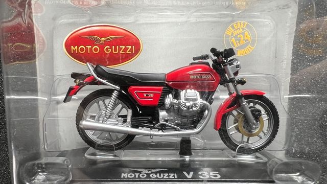 Moto Guzzi V35, escala 1/24