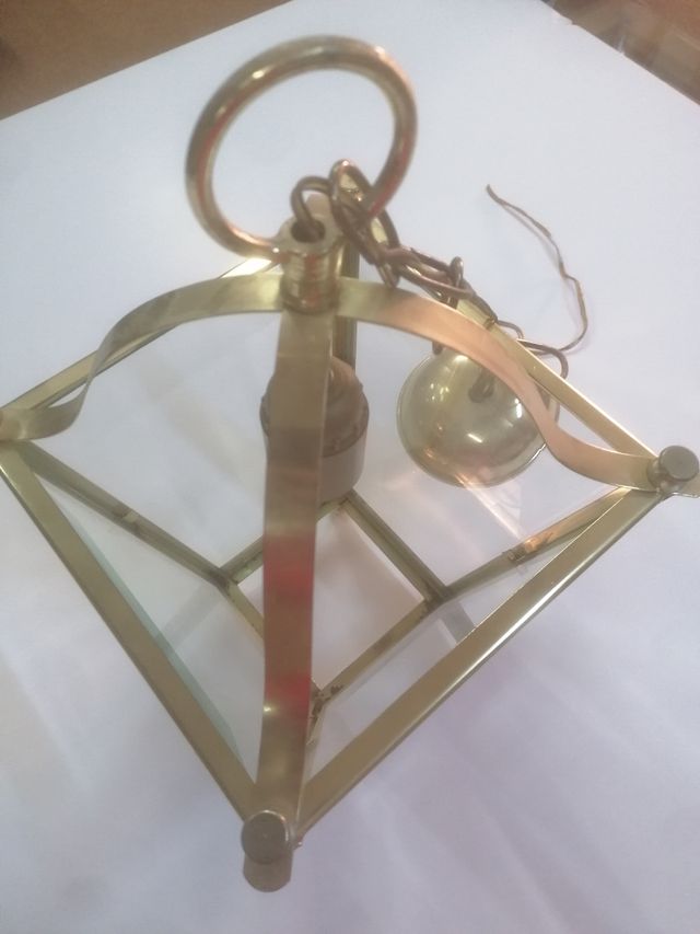 lámpara con cristal biselado