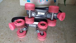Patines rosas talla 35 con fundas regalo