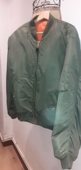 Bomber poco uso
