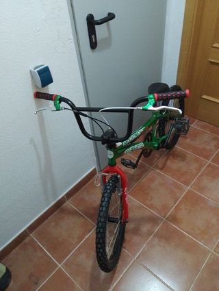 BMX 20" Freestyle Race Street