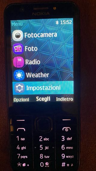 Cellulare Nokia 5310 Dual SIM con carica batterie.