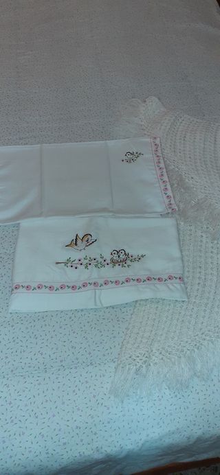 Sábanas cuna + arrullo de regalo