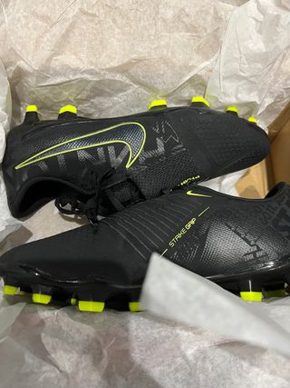 Botas fútbol Nike phantom 38 nuevas