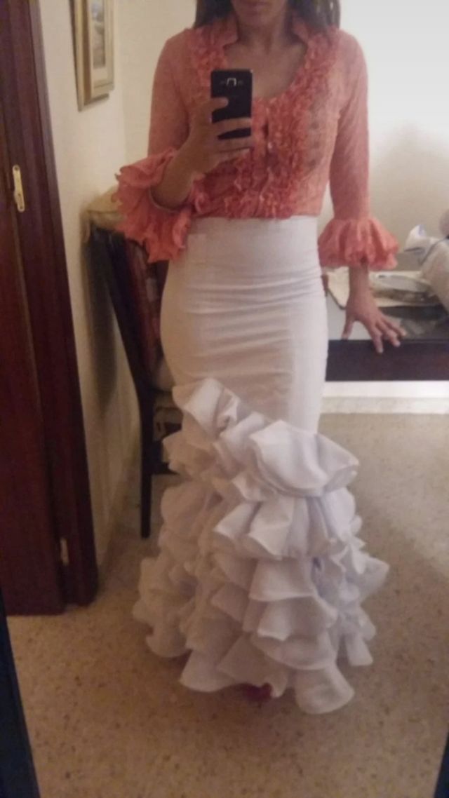 Falda y blusa flamenca (NUEVO)