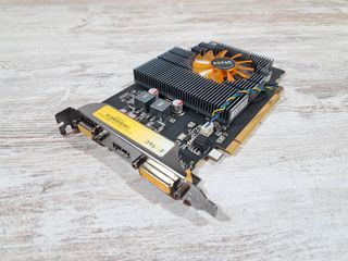 Nvidia GT240 1GB DDR5 (Zotac)