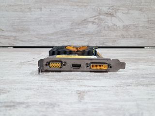 Nvidia GT240 1GB DDR5 (Zotac)