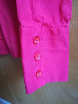 camisa roja de Adolfo Domínguez talla 40 nueva