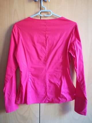 camisa roja de Adolfo Domínguez talla 40 nueva