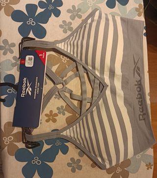 Sujetadores deportivos Reebok