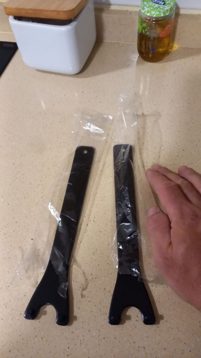 Llave para radial grande y pequeño nuevas sin usó 