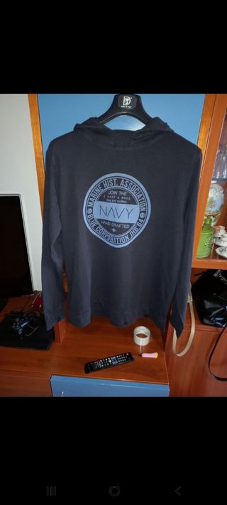 3maglietta  manica lunga con cappuccio