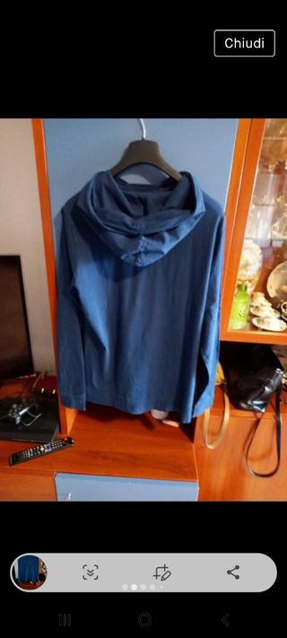 3maglietta  manica lunga con cappuccio