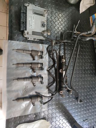 KIT INIETTORI PER MOTORE 1.4 HDI