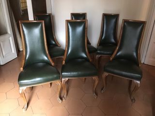 4 sillas comedor roble macizo con patas torneadas.