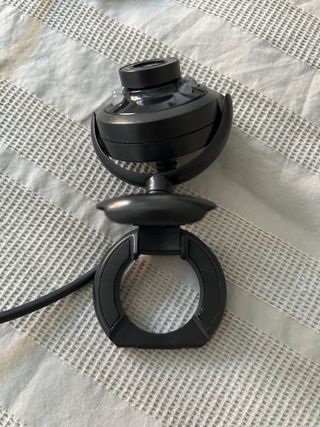 Trust Webcam + ratón HP + teclado Logitech