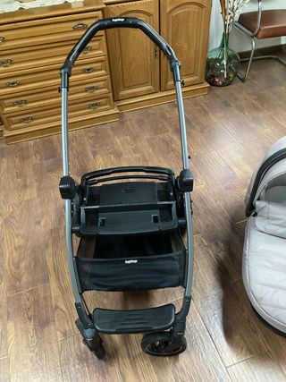 Set de silla, capazo y huevito Peg Perego