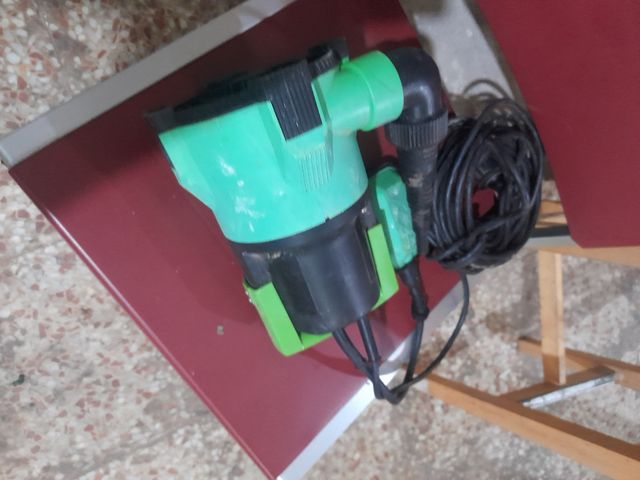 Bomba de água submersível