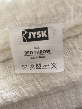 Oportunidad! Colcha TALL 220x240, color blanco