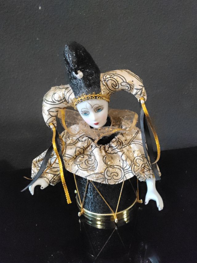 Caja de musica arlequín vintage automata