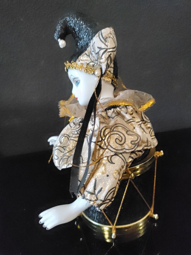 Caja de musica arlequín vintage automata