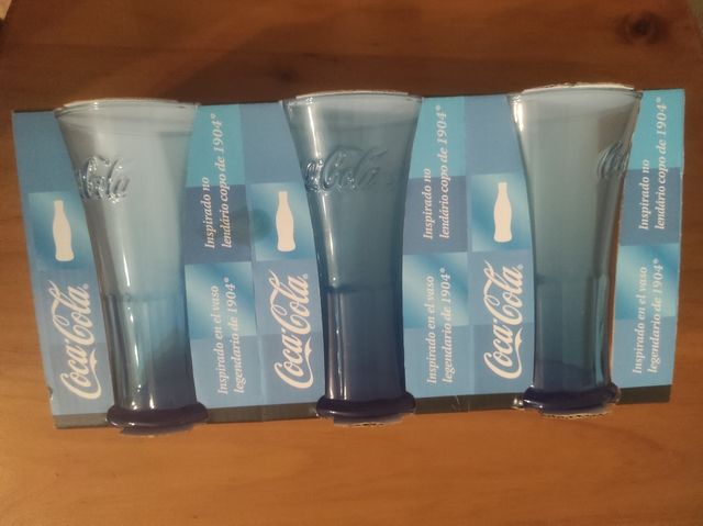 vasos coca cola azul